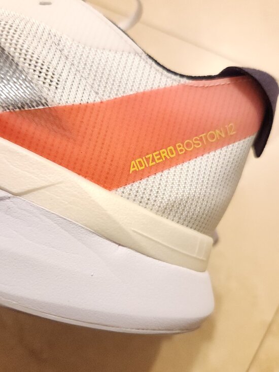 Adidas Adizero Boston 12 Men Running Shoe White Aurora Solar Red IF9210 SZ 10 US main image 9